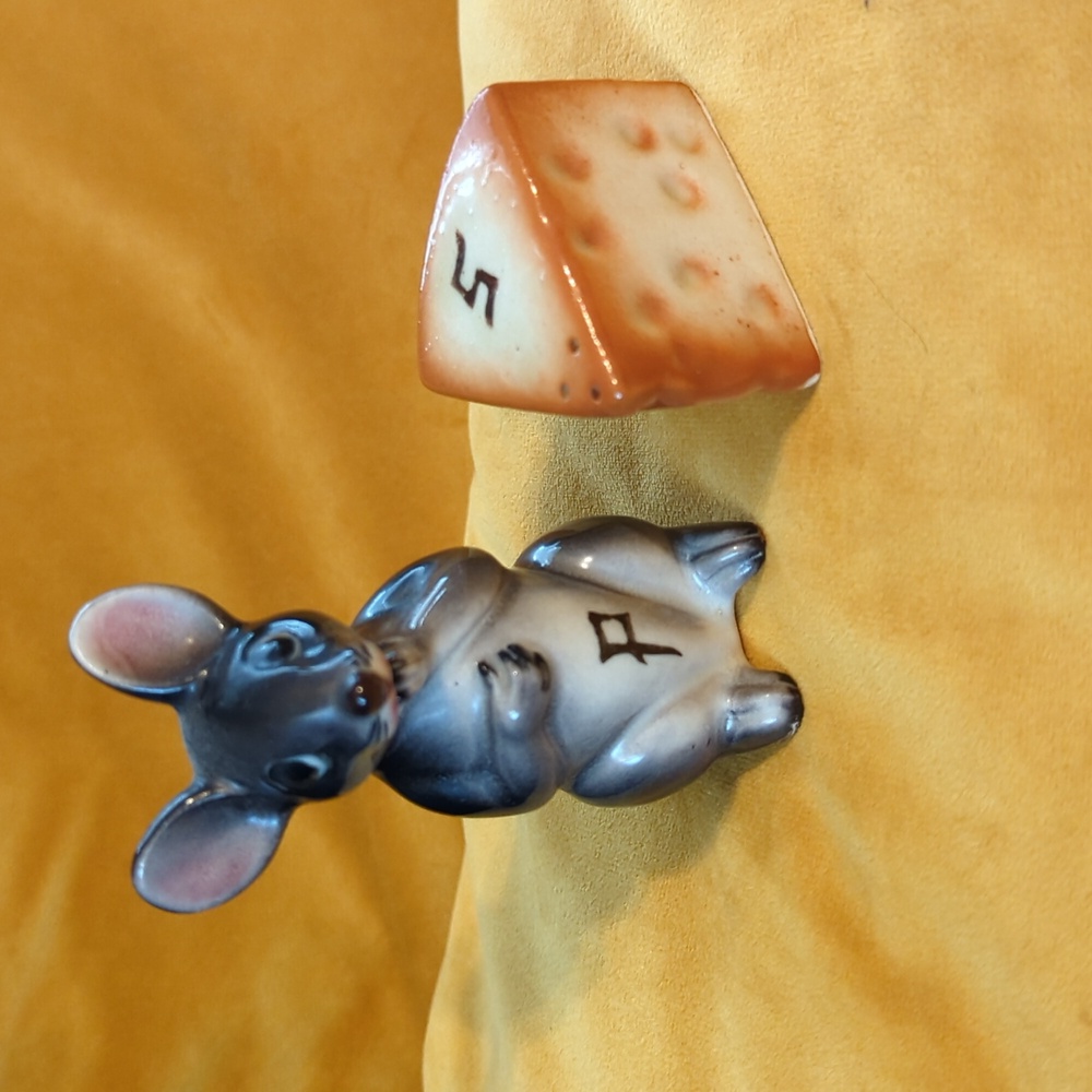 Vintage Mouse and Cheese Salt and Pepper Shakers